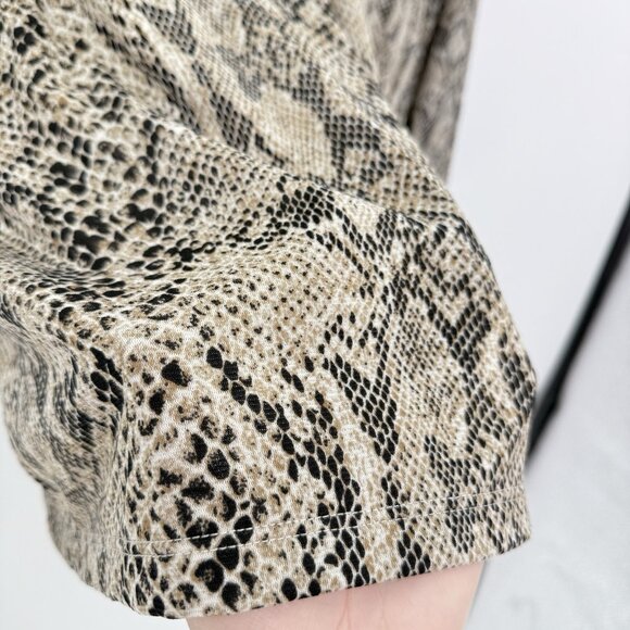 Liz Claiborne Plus Size Snakeskin Print V-Neck Pullover Blouse Sz 3x Boho Preppy - Picture 6 of 9